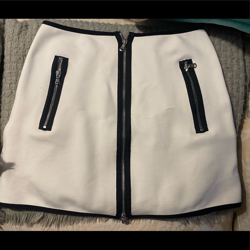 Stylish Black and White A-Line Skirt